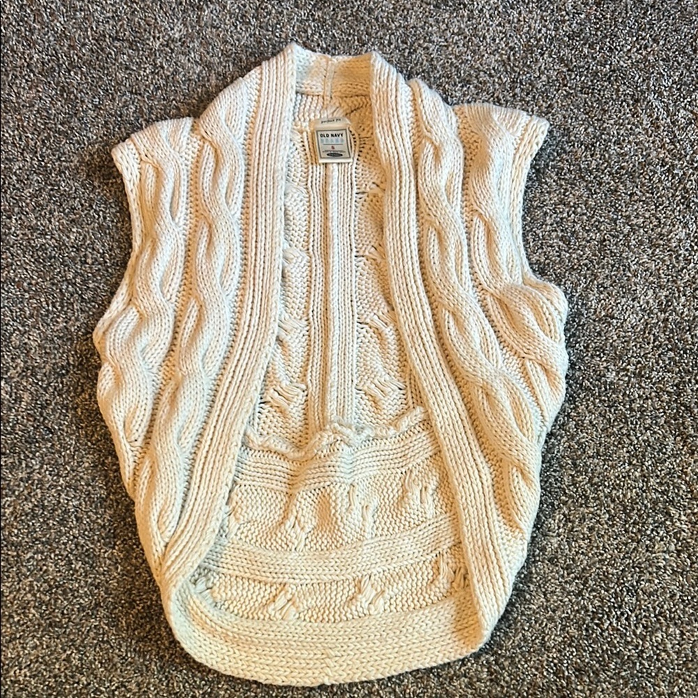 Old Navy Cream Shrug Sweater with Ribbed cable Knit
